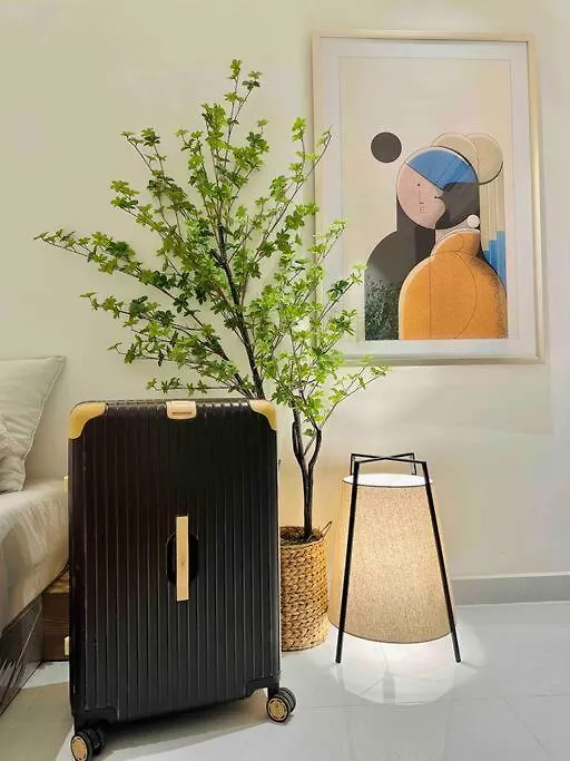 Modern, Cozy Home Near Bui Vien Walking St-Soho Ho Chi Minh